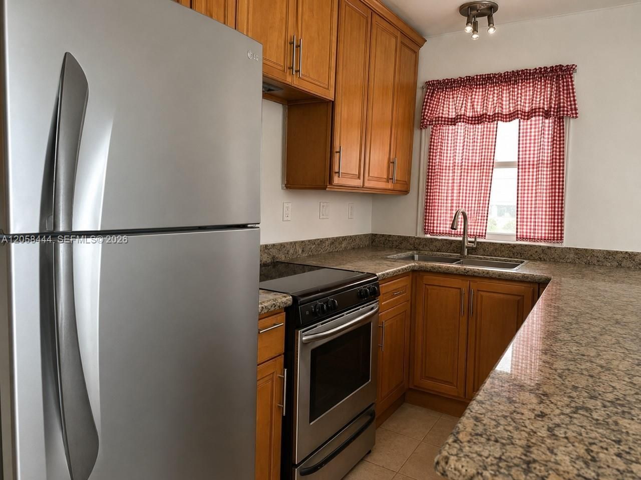 323 Fillmore St , Unit 10, Hollywood, FL 33019 Photo
