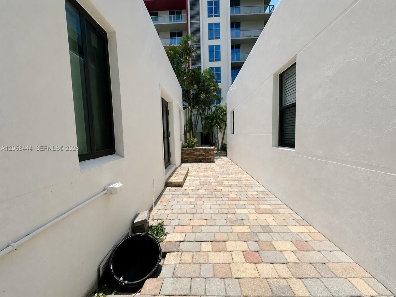 323 Fillmore St , Unit 10, Hollywood, FL 33019 Photo