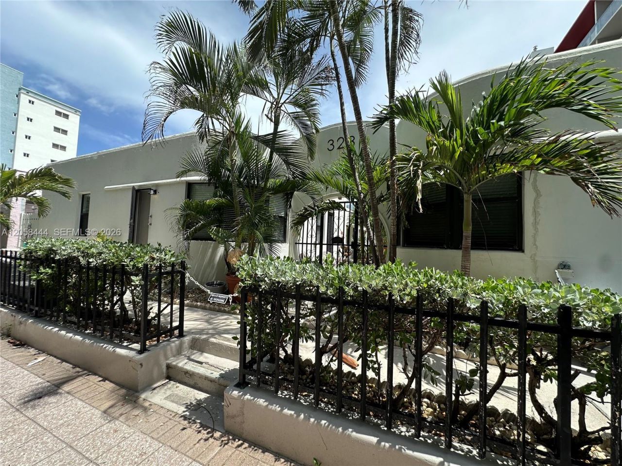 323 Fillmore St , Unit 10, Hollywood, FL 33019 Photo