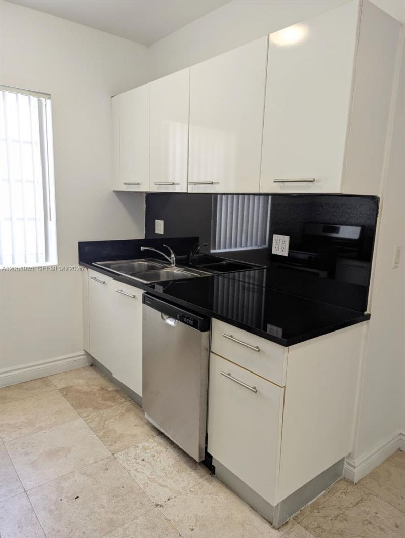 1932 Michigan Ave, Unit 5, Miami Beach, FL 33139 Photo