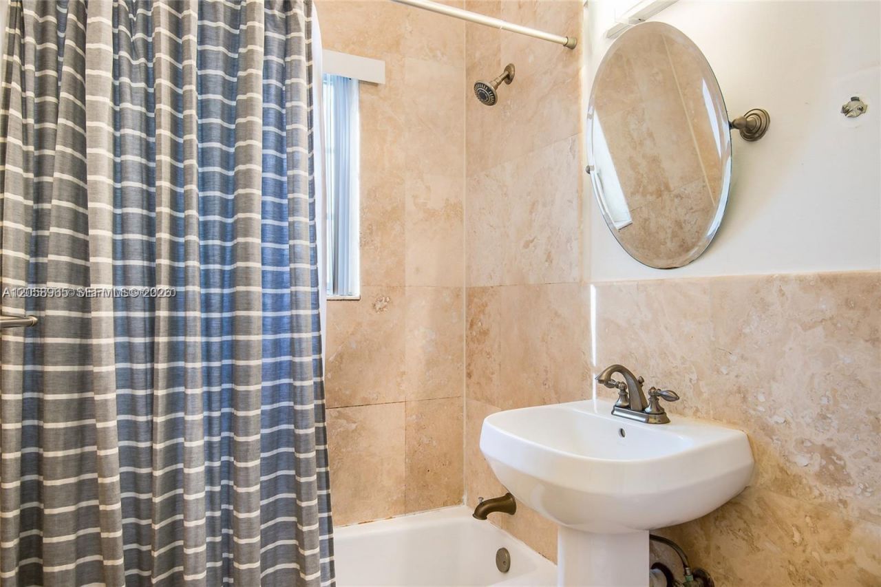 1932 Michigan Ave, Unit 5, Miami Beach, FL 33139 Photo
