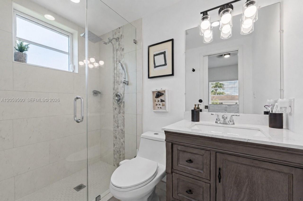 112 NE 17th St , Homestead, FL 33030 Photo