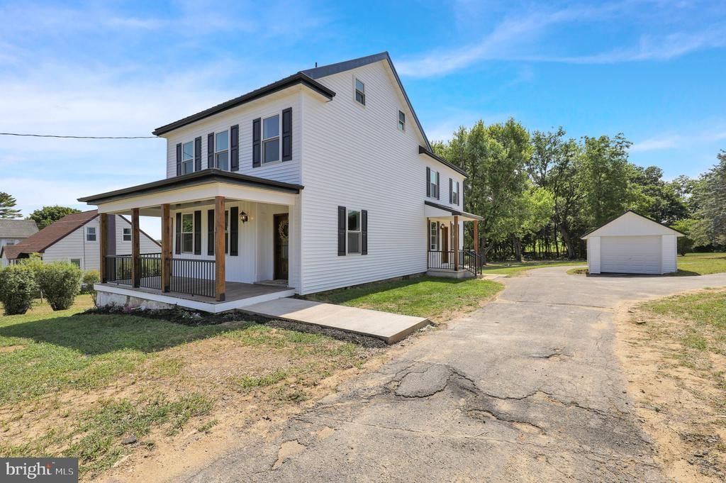 8448 LANCASTER AVENUE , BETHEL, PA 19507