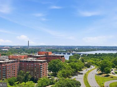 1600 N OAK STREET , Unit 1410, ARLINGTON, VA 22209