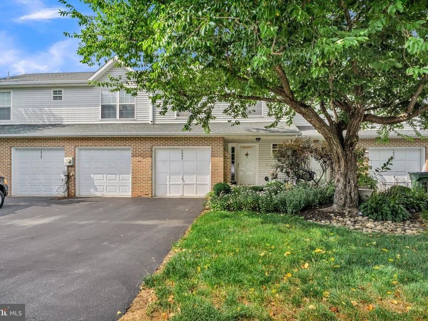 1937 Daybreak Circle, Harrisburg, PA 17110 Main Photo