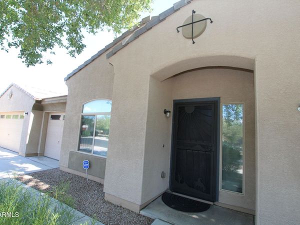 7621 W PECK Drive, Glendale, AZ 85303