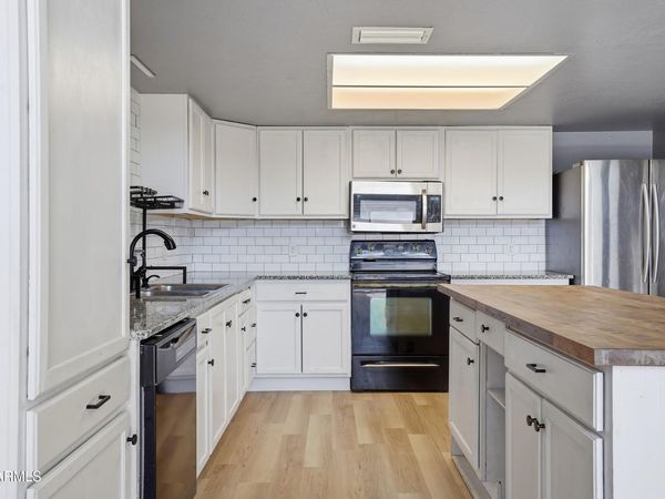 2019 W LEMON TREE Place, Unit 1102, Chandler, AZ 85224
