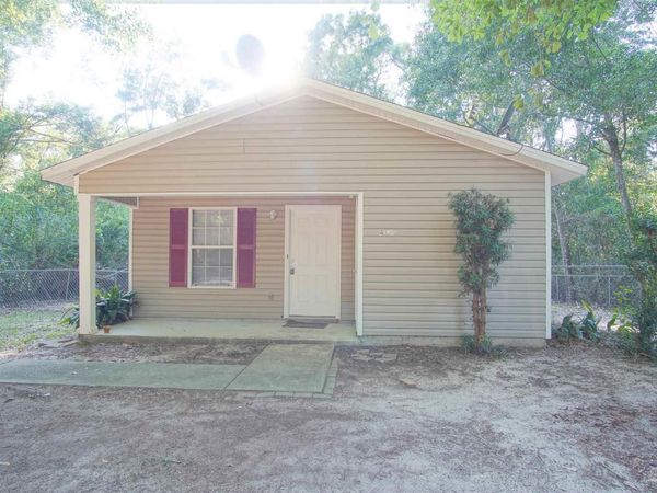 4121 Woodfin Cir, Pace, FL 32571