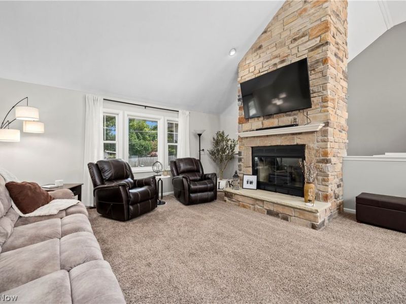 6160 Ethel Avenue, Elyria, OH 44035 Photo 12