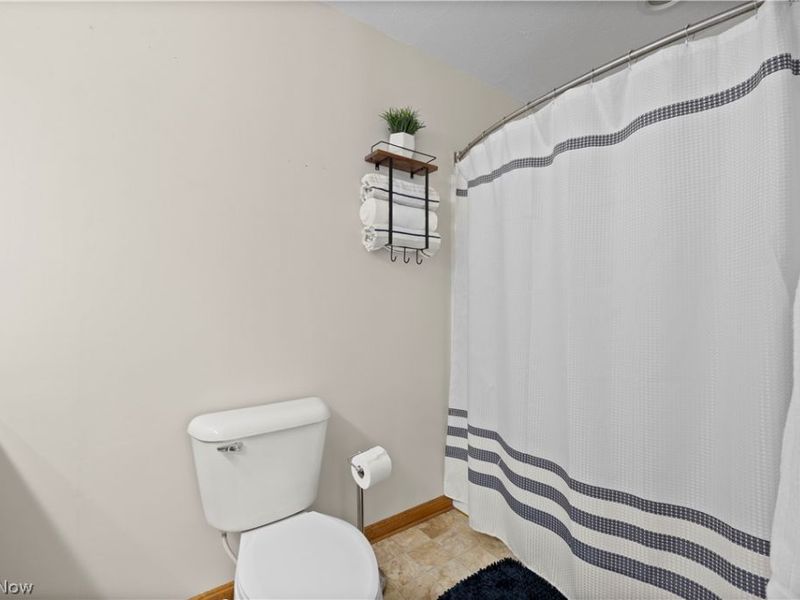 6160 Ethel Avenue, Elyria, OH 44035 Photo 24