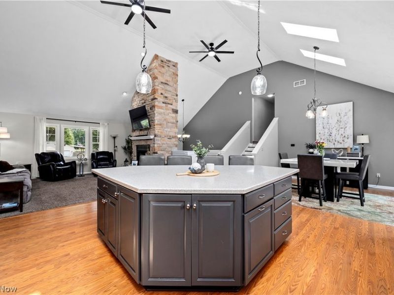 6160 Ethel Avenue, Elyria, OH 44035 Photo 9
