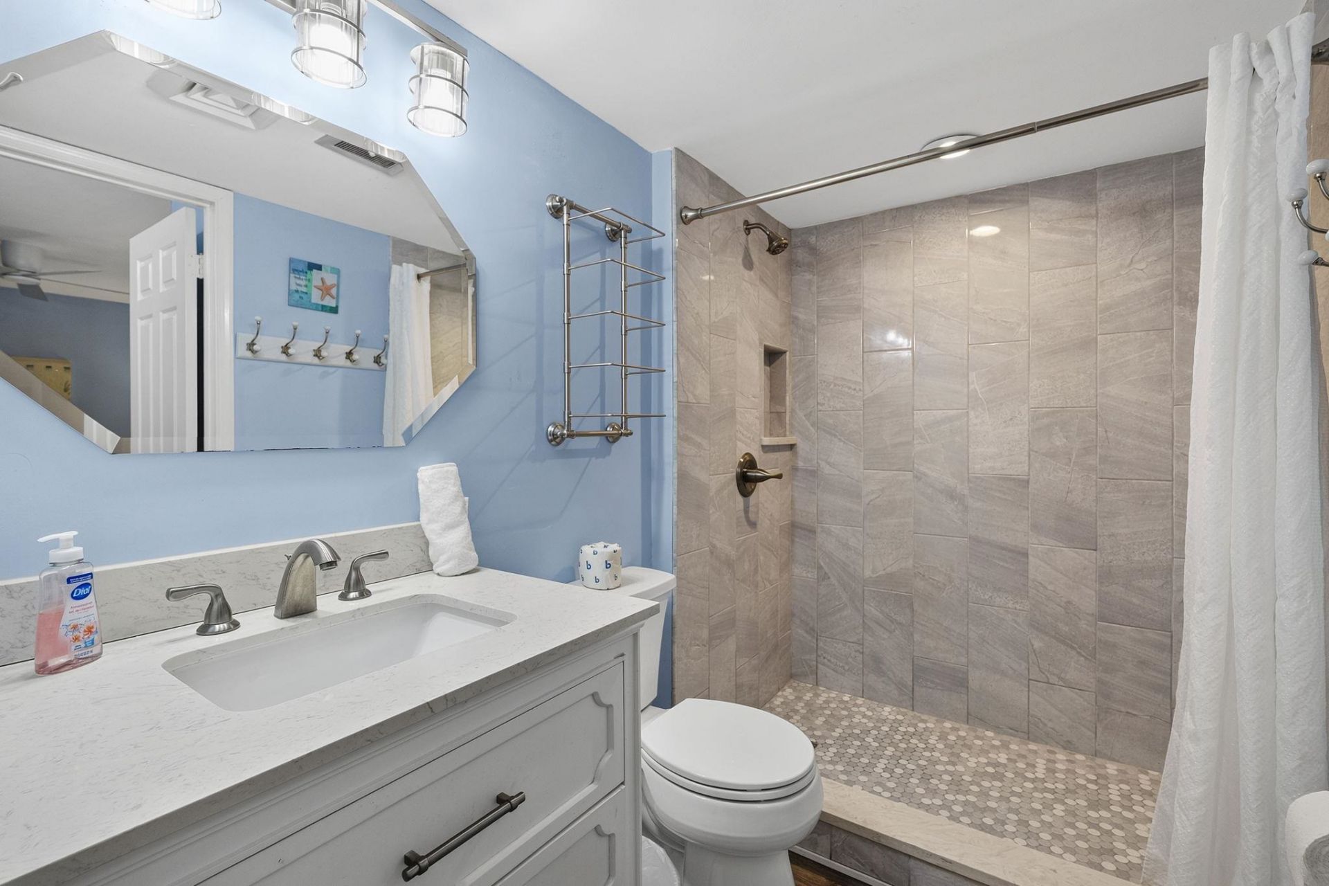 5523 N Ocean Blvd.  Photo 11