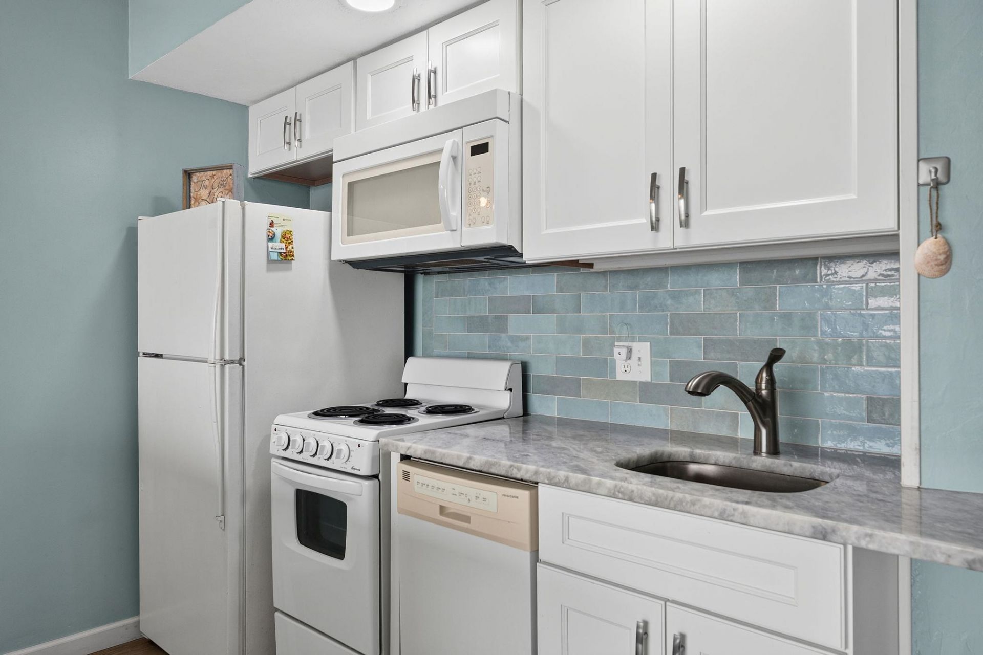 5523 N Ocean Blvd.  Photo 14