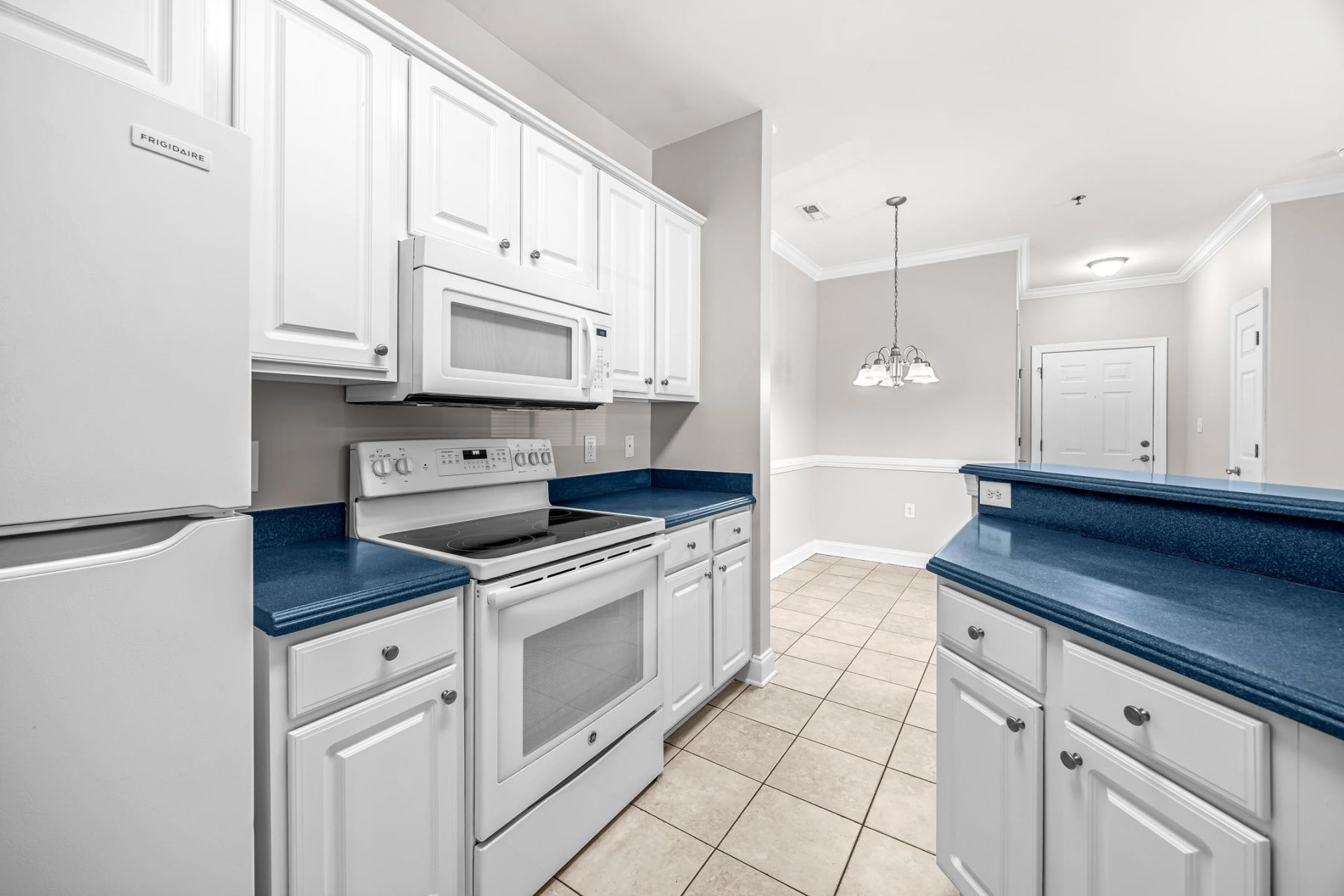 2021 Silvercrest Dr. Photo 12