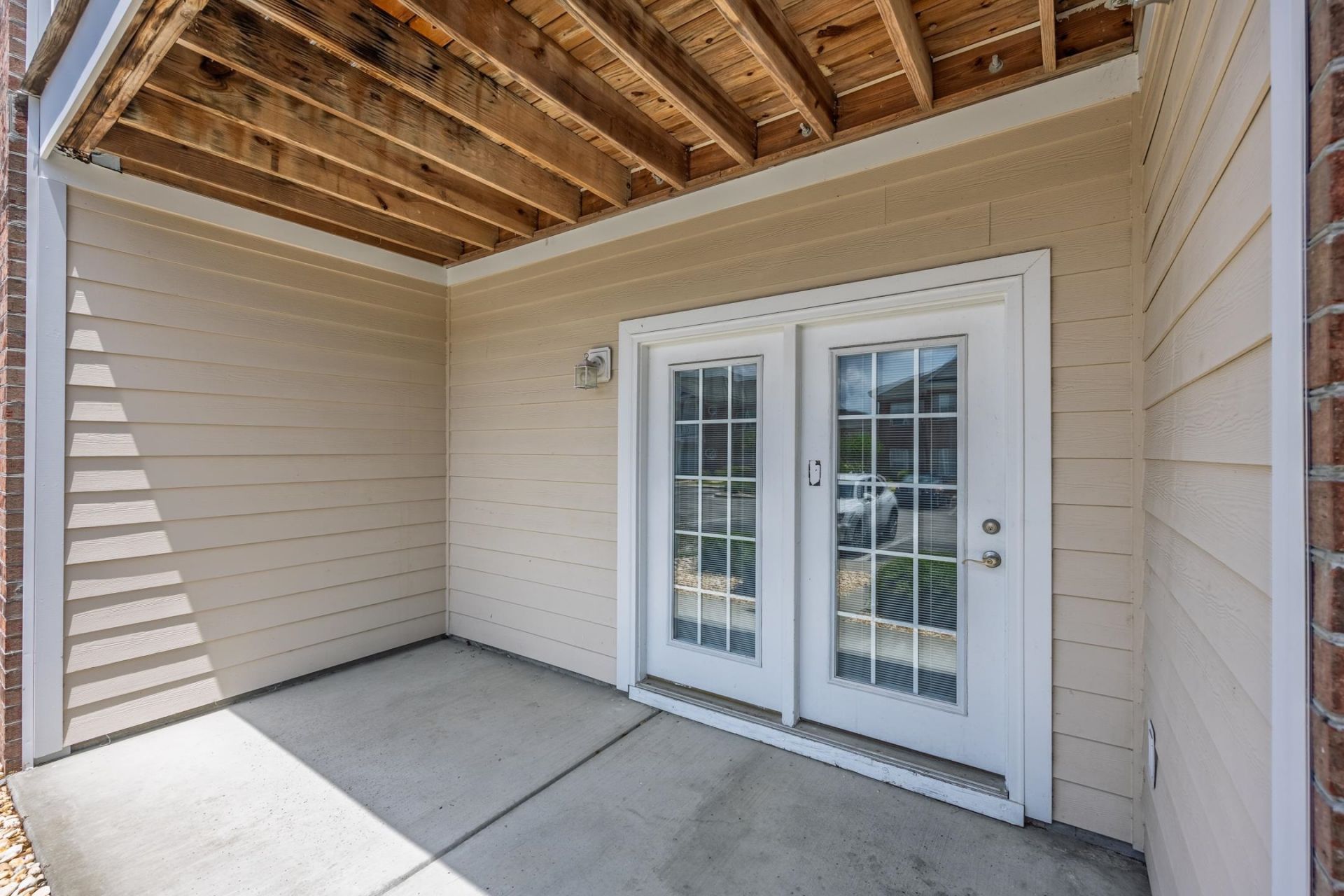 2021 Silvercrest Dr. Photo 24