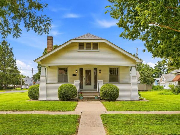 1621 S 15Th Street, Burlington, IA 52601