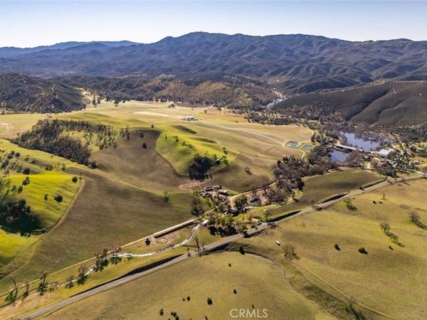 535 Calf Canyon Highway, Creston, CA 93432