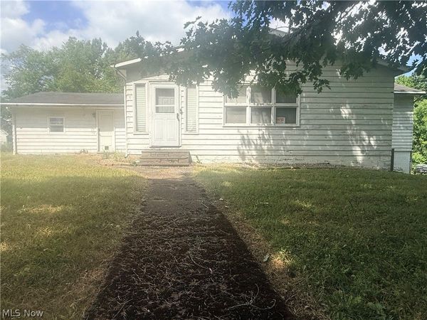 4636 E 143rd Street , Garfield Heights, OH 44125
