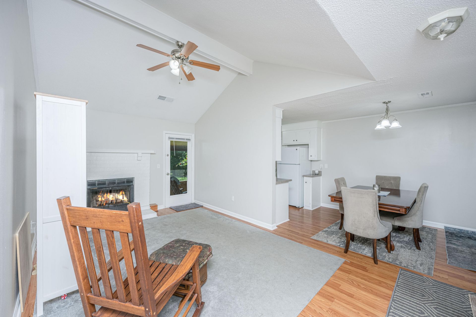 126 Wanda Drive Photo 19