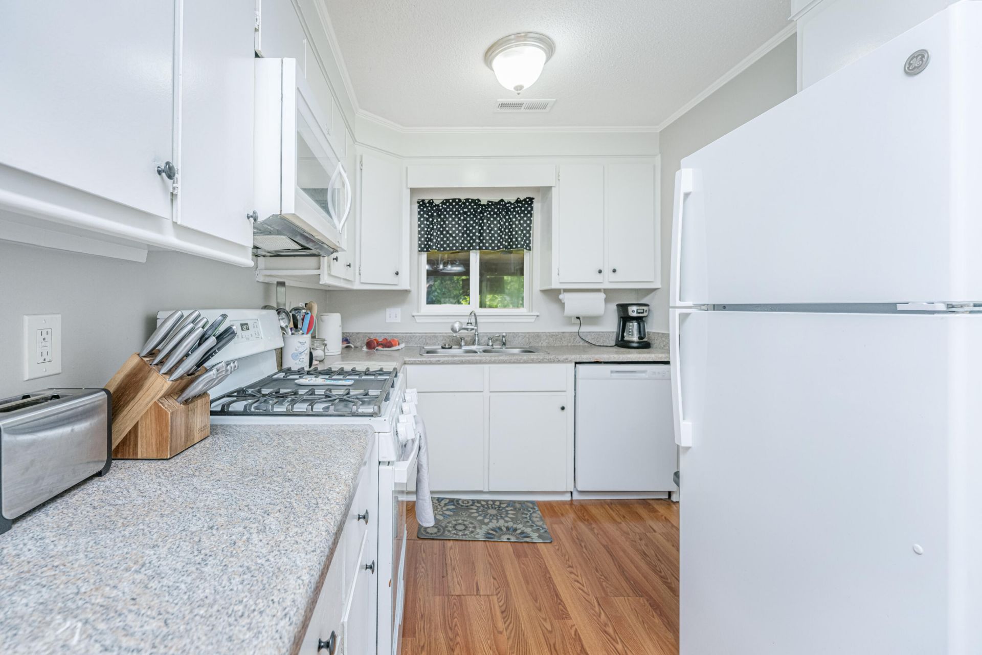 126 Wanda Drive Photo 24