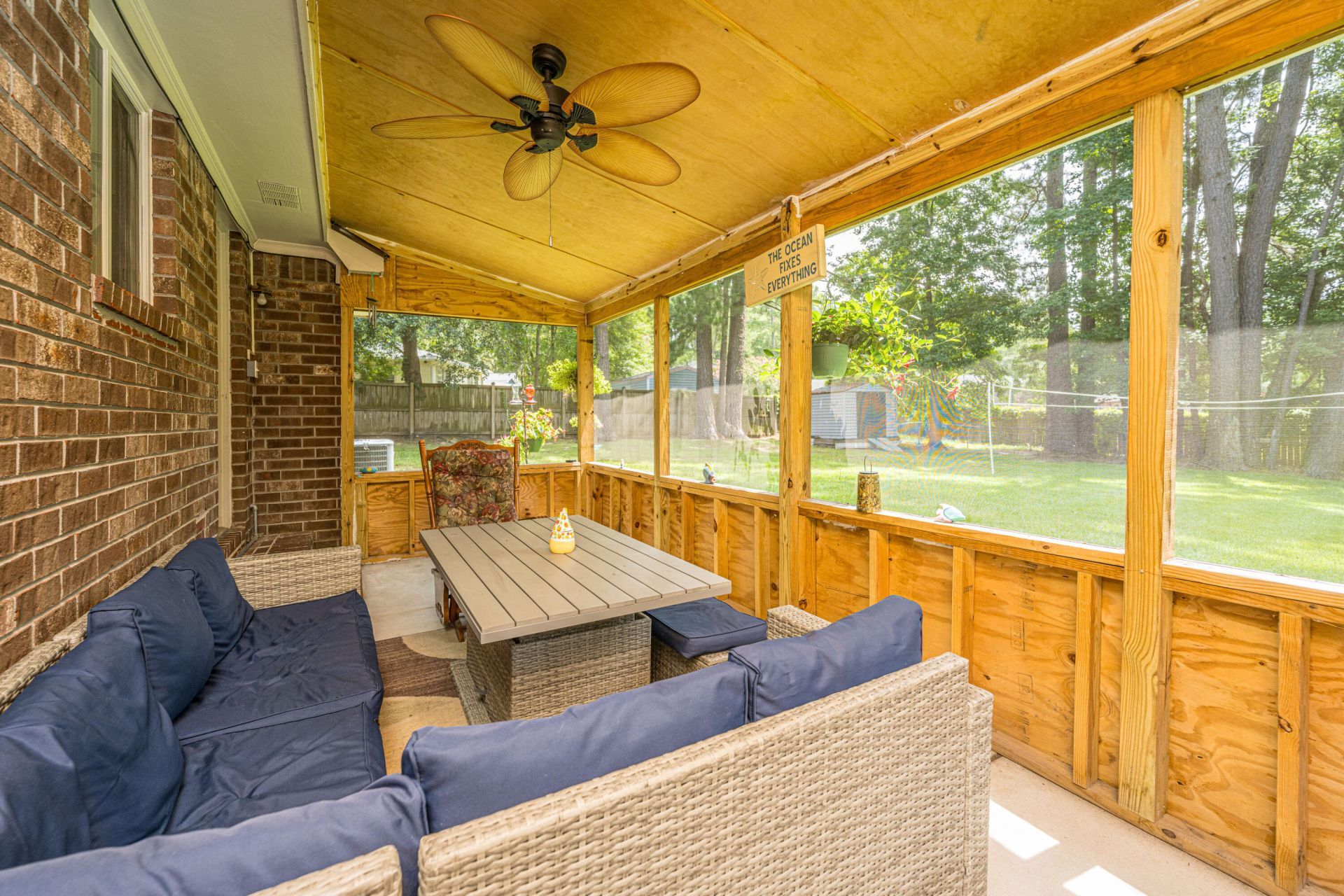 126 Wanda Drive Photo 8