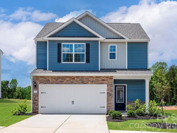 8118 Cravat Court , Charlotte, NC 28215
