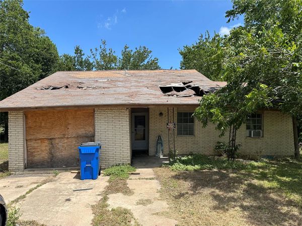 506 Forest CT, Taylor, TX 76574