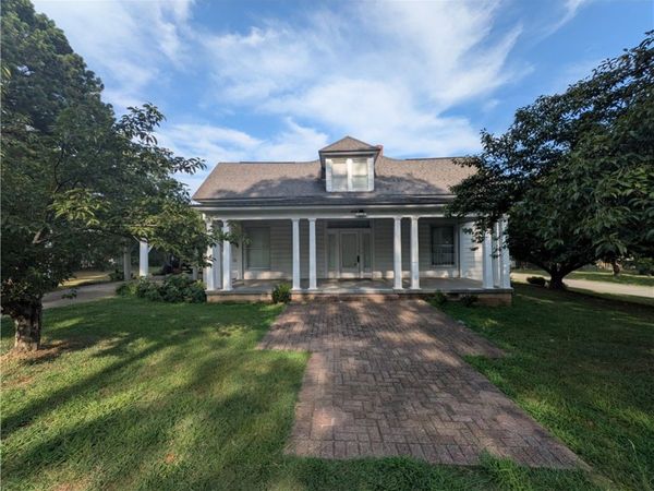 602 Avenue 2 NE, Atkins, AR 72823