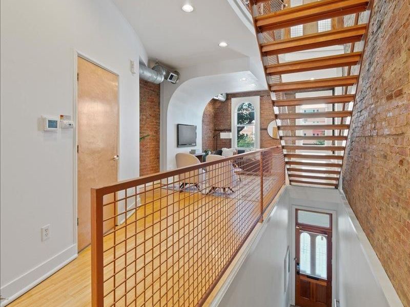 1122 Race Street, Unit 201A, Cincinnati, OH 45202 Photo 2