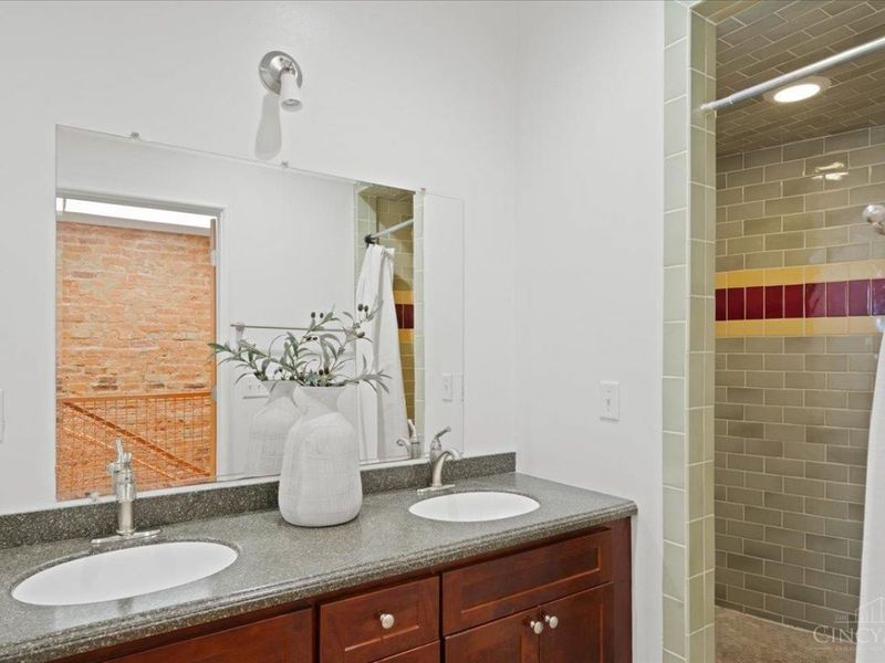 1122 Race Street, Unit 201A, Cincinnati, OH 45202 Photo 21
