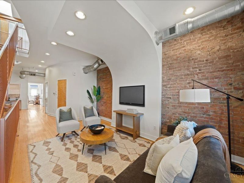 1122 Race Street, Unit 201A, Cincinnati, OH 45202 Photo 5