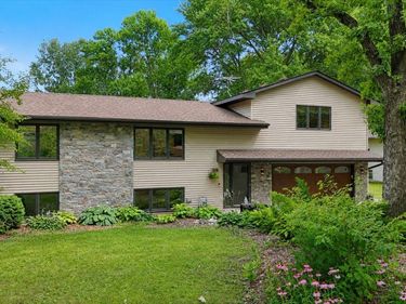 308 Douglas Drive, Buffalo, MN 55313