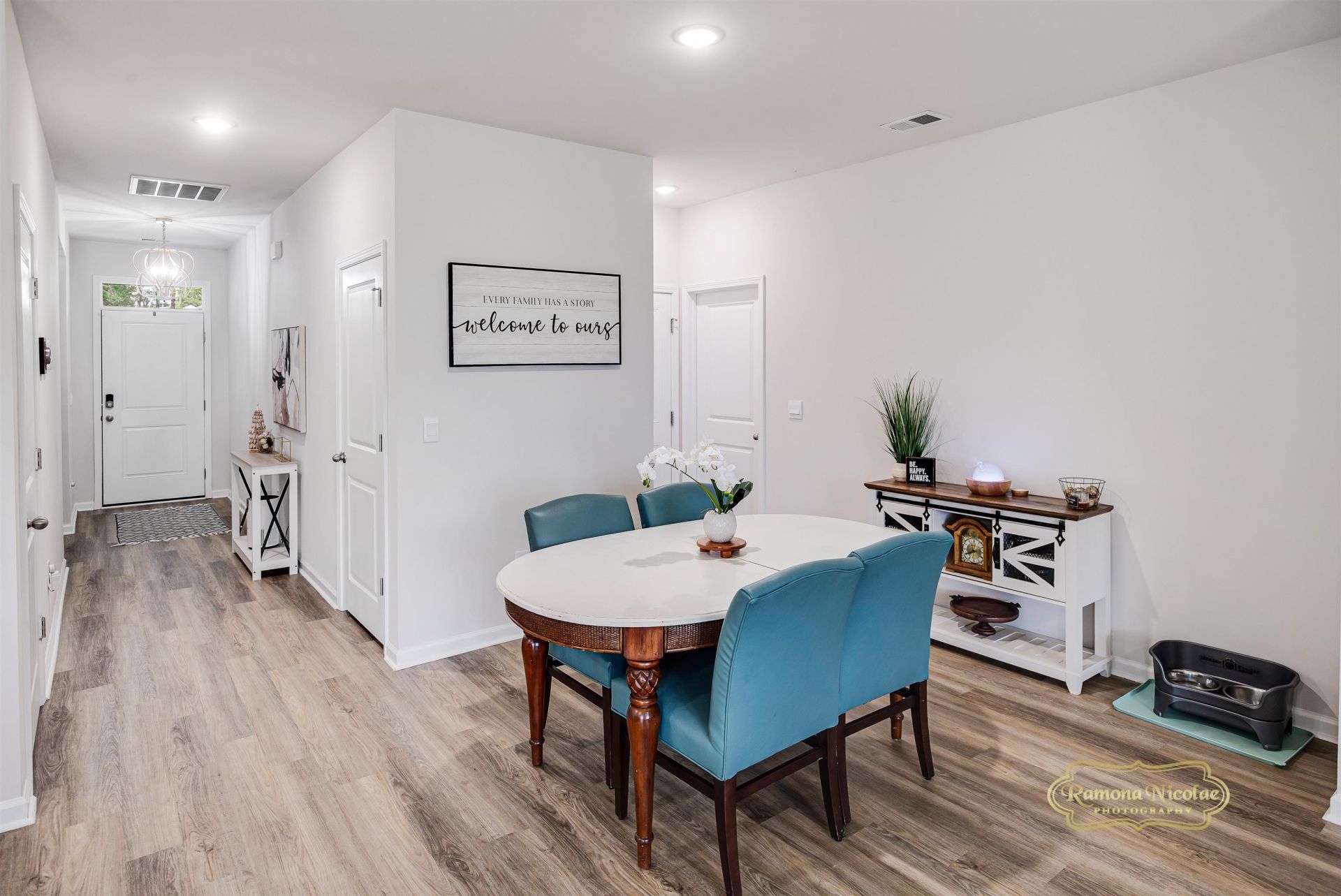 1075 Sennema Circle Photo 12
