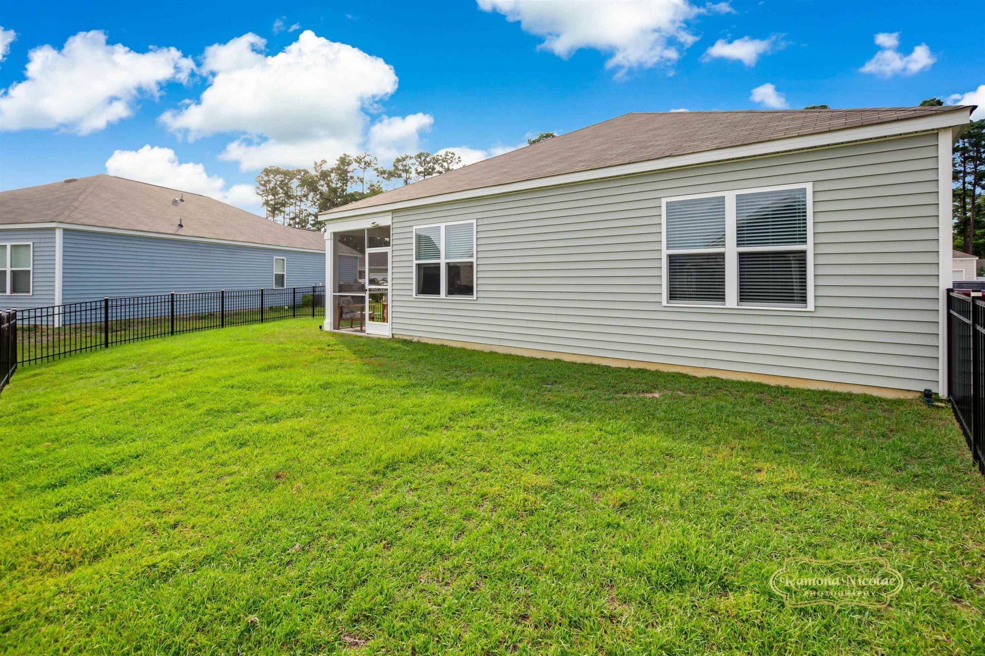 1075 Sennema Circle Photo 26
