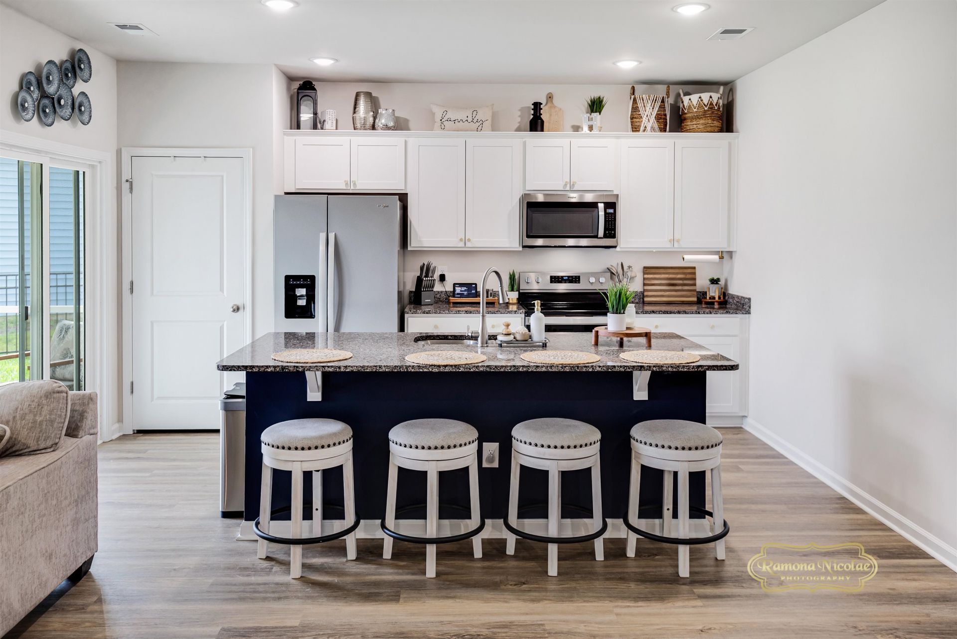 1075 Sennema Circle Photo 5