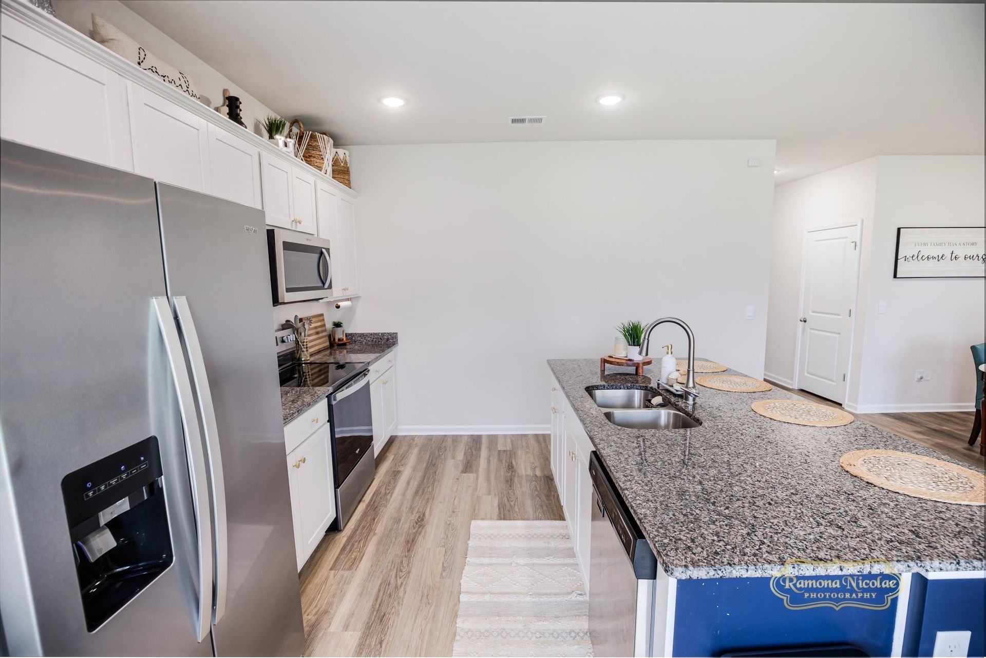 1075 Sennema Circle Photo 7