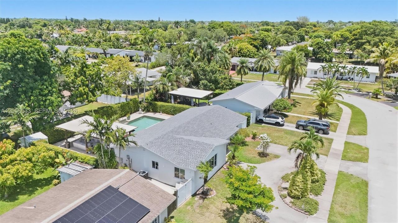 9123 SW 181st St, Palmetto Bay, FL 33157 Photo