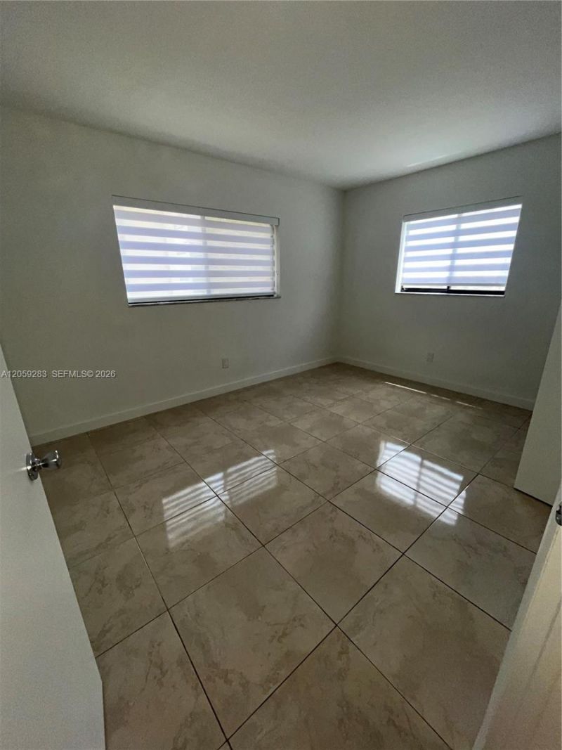 8625 NW 8th St , Unit 213, Miami, FL 33126 Photo