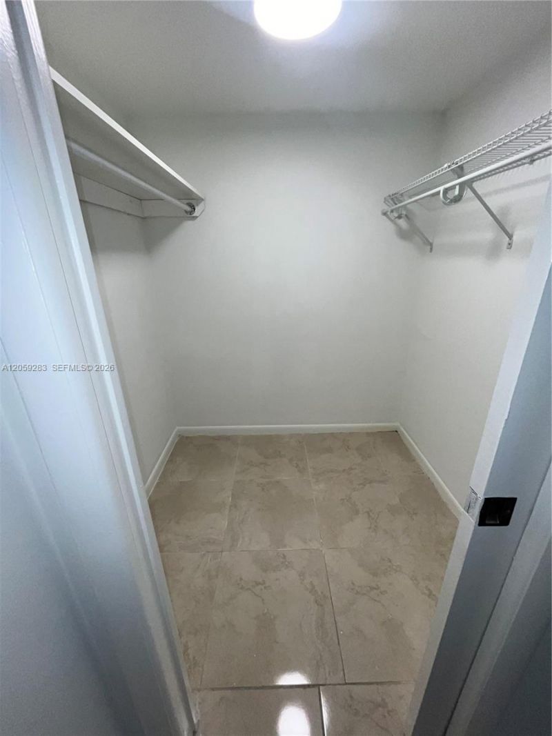 8625 NW 8th St , Unit 213, Miami, FL 33126 Photo