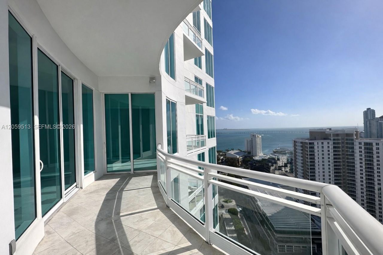 900 Brickell Key Blvd , Unit 2405, Miami, FL 33131 Photo