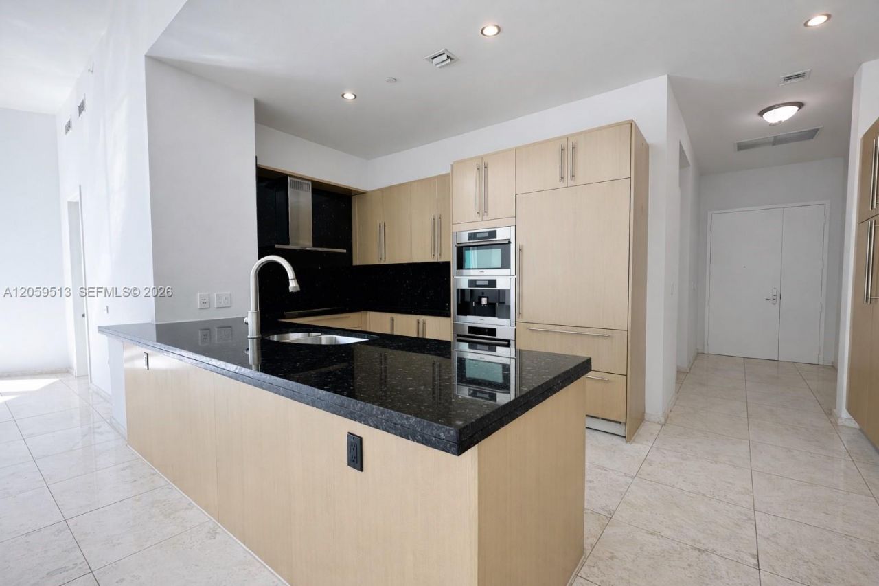 900 Brickell Key Blvd , Unit 2405, Miami, FL 33131 Photo