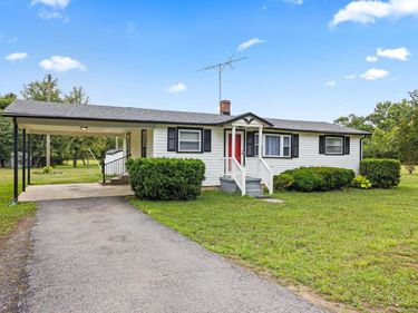4126 Promise Land Road, Appomattox, VA 24522