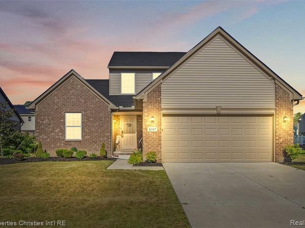 8107 N Hubbard Street , Westland, MI 48185