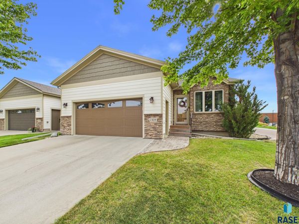 7408 S Audie Ave, Sioux Falls, SD 57108