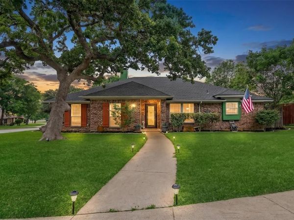 2108 Oakmeadow Place, Bedford, TX 76021