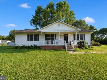 205 TENTH STREET , GROTTOES, VA 24441