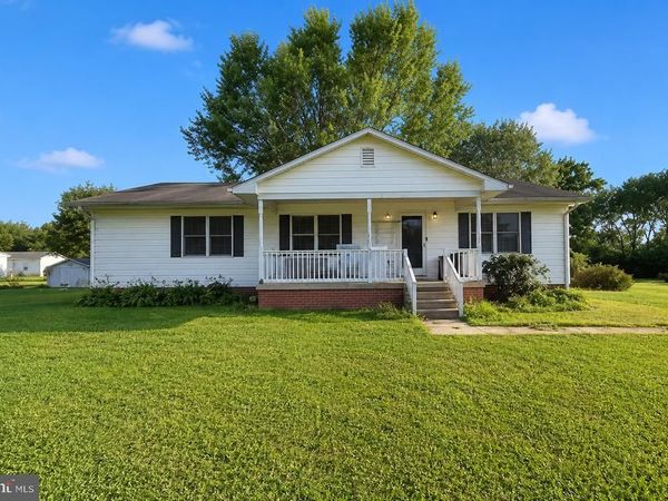 205 TENTH STREET, GROTTOES, VA 24441