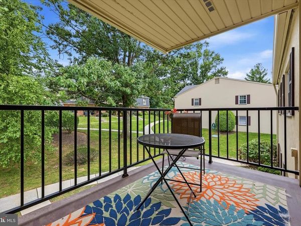 255 OLD FORGE CROSSING, Unit 255, DEVON, PA 19333