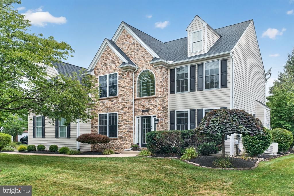 6719 MINK ROAD , MACUNGIE, PA 18062
