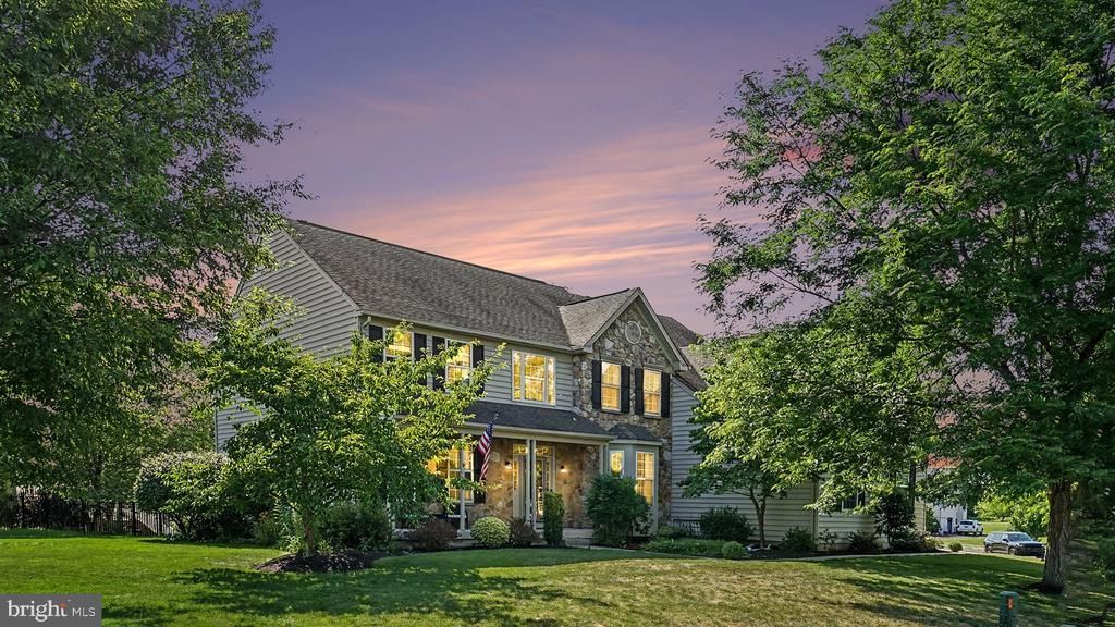 2011 WILLOWWOOD DRIVE , ROYERSFORD, PA 19468